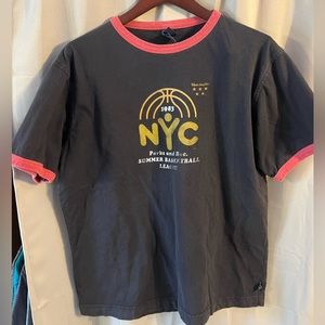 Vintage 80s nyc basketball t shirt